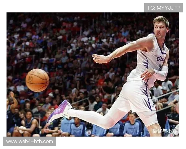 爵士菲利波夫斯基25分13篮板，不敌灰熊